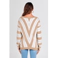 thumbnail image 2 of Suéter PRETTYGARDEN 2025 de rayas con cuello en V beige Talle L, 2 of 7