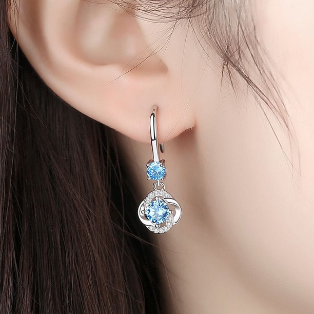 Pendientes de moda de estilo japonés y coreano, pendientes largos de temperamento coreano, gancho para la oreja de trébol de cuatro hojas para mujer