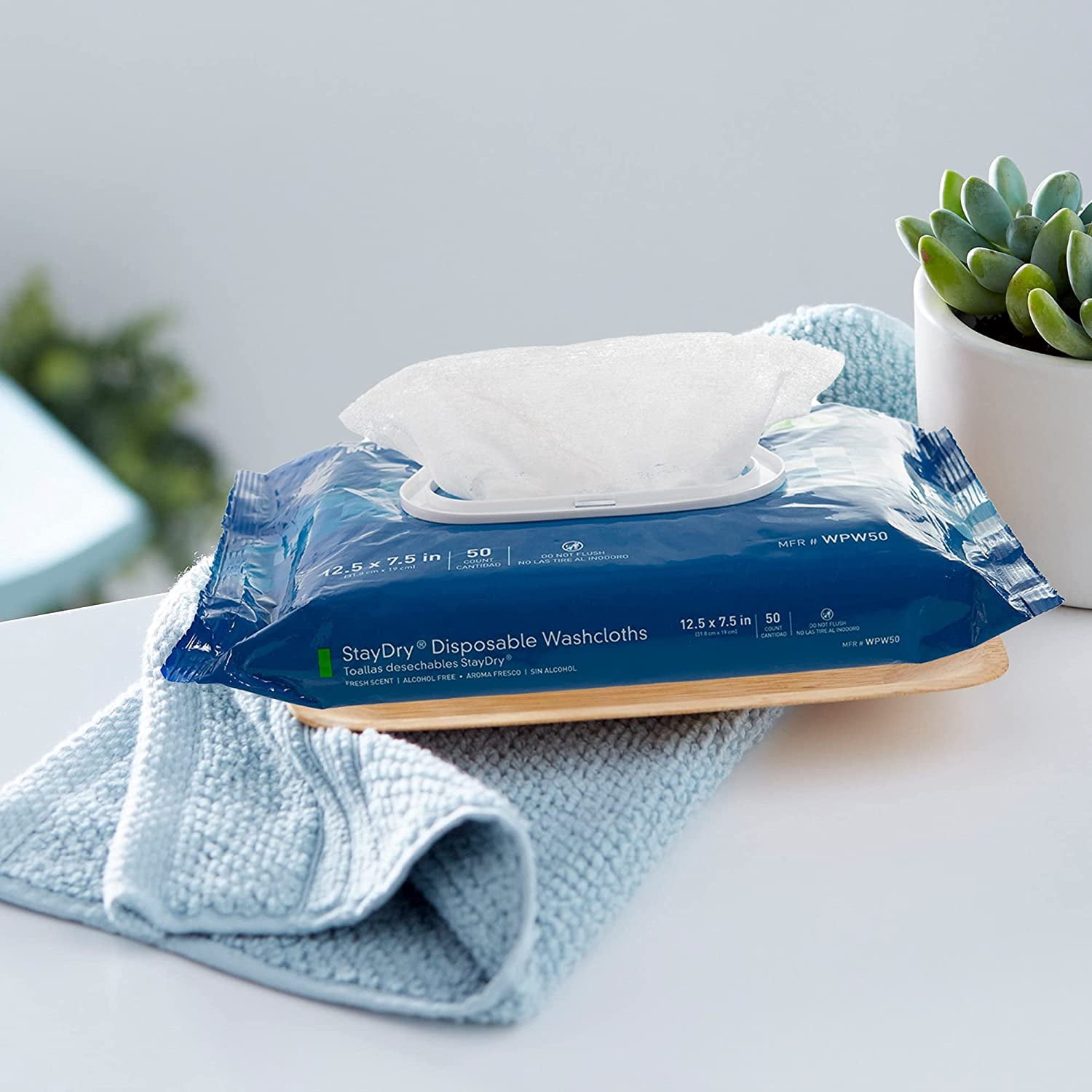 Disposable Wipes or Washcloths for Adults with Aloe, Incontinence, Alcohol-Free, 50 Wipes, 12 Packs, 600 Total