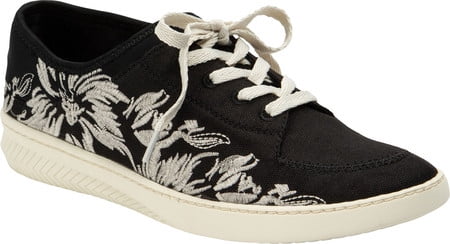 baretraps tennis shoes