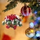 thumbnail image 1 of Adorno navideño de duende de Papá Noel pintado a mano: precioso adorno colgante de acrílico para árbol, ideal como regalo festivo para fiestas familiares., 1 of 3