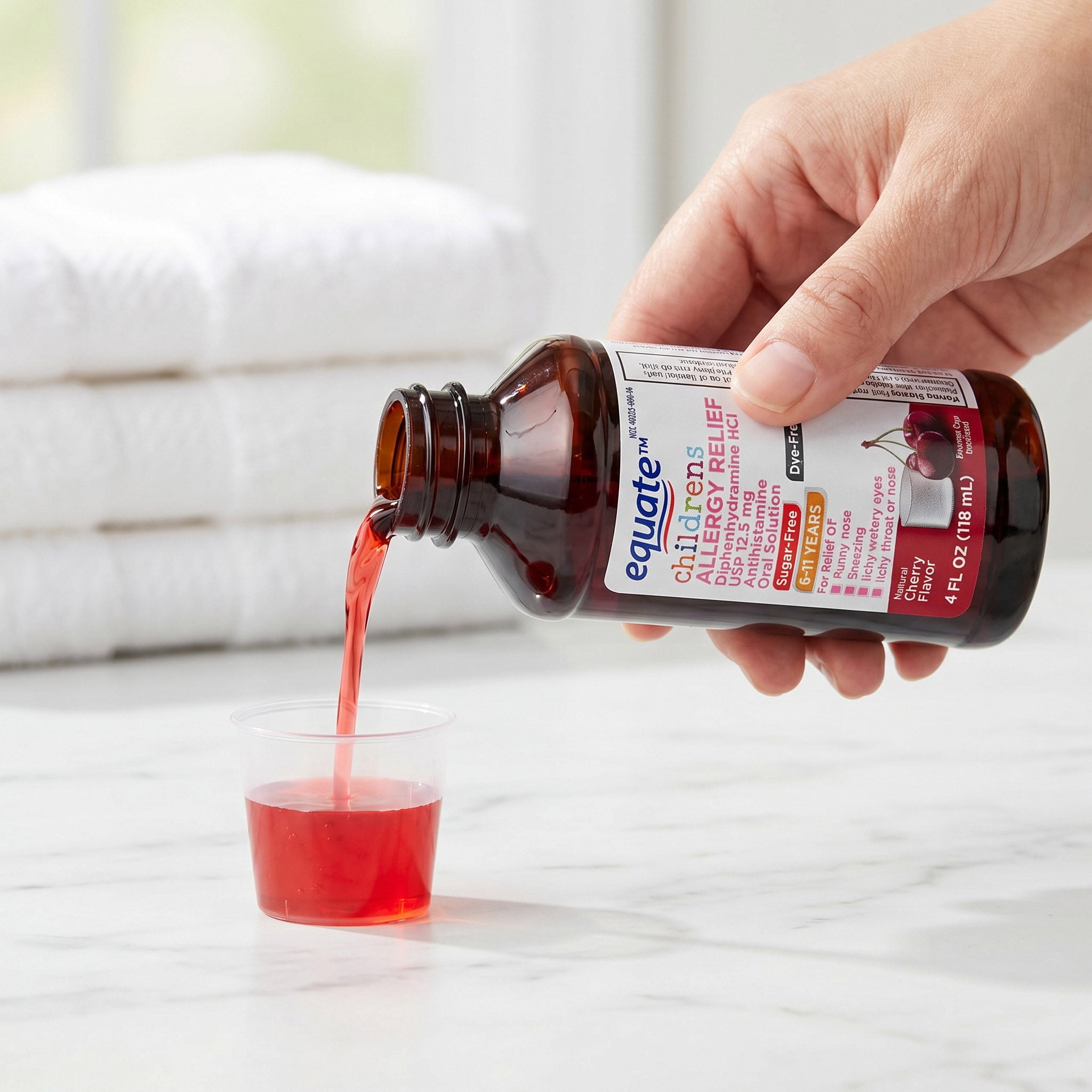 Equate Children's Allergy Relief Diphenhydramine HCl Antihistamine Oral Solution, Natural Cherry Flavor, 4 fl oz