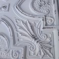 thumbnail image 4 of Tuile de Plafond en Faux Étain PVC 2'x2' à Insérer, à Coller, Couleur Cendré Neige, Échantillon, 4 of 4