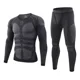 thumbnail image 1 of Un Conjunto De Ropa Interior Térmica Para Deportes Al Aire L, 1 of 7