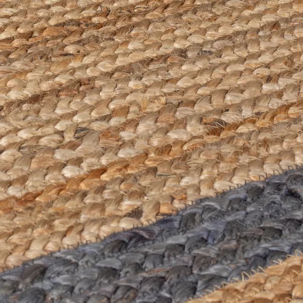 Scalloped Grace Round Jute Rug 2x2