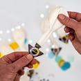 thumbnail image 2 of Ballons confettis argentés et blancs 15Pk, 2 of 9