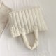 thumbnail image 4 of Bolsas acolchadas con asa superior Bolsa acolchada de algodón informal para vacaciones de fin de semana (Beige), 4 of 9