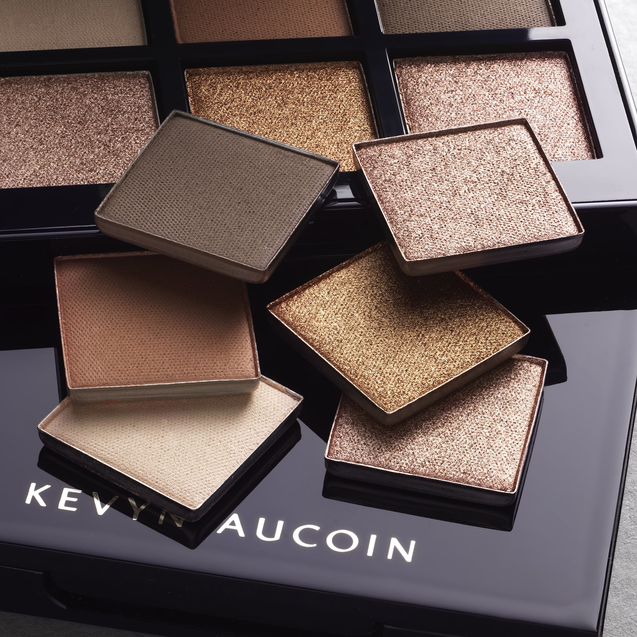 Kevyn Aucoin The Contour Eyeshadow Palette, Medium