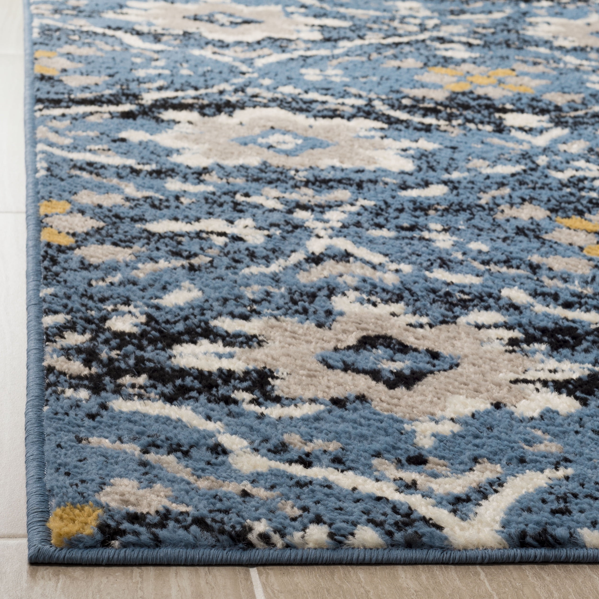 SAFAVIEH Amsterdam Karenza Geometric Area Rug, Blue/Creme, 6'7" x 9'2"