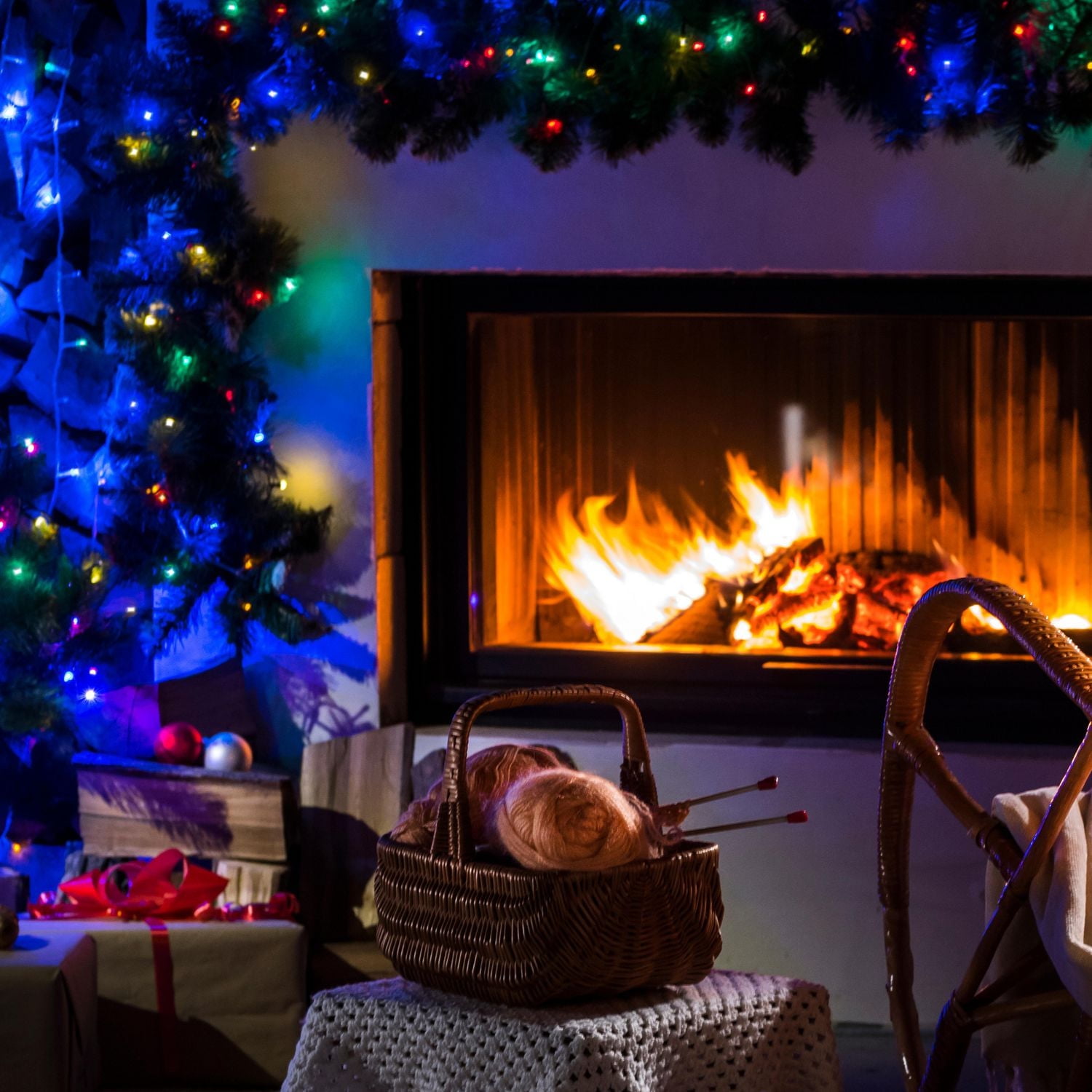 100 5mm battery operated LED Light String, indoor/outdoor, green wire, 8 functions with timer, 100 5mm LED Light String