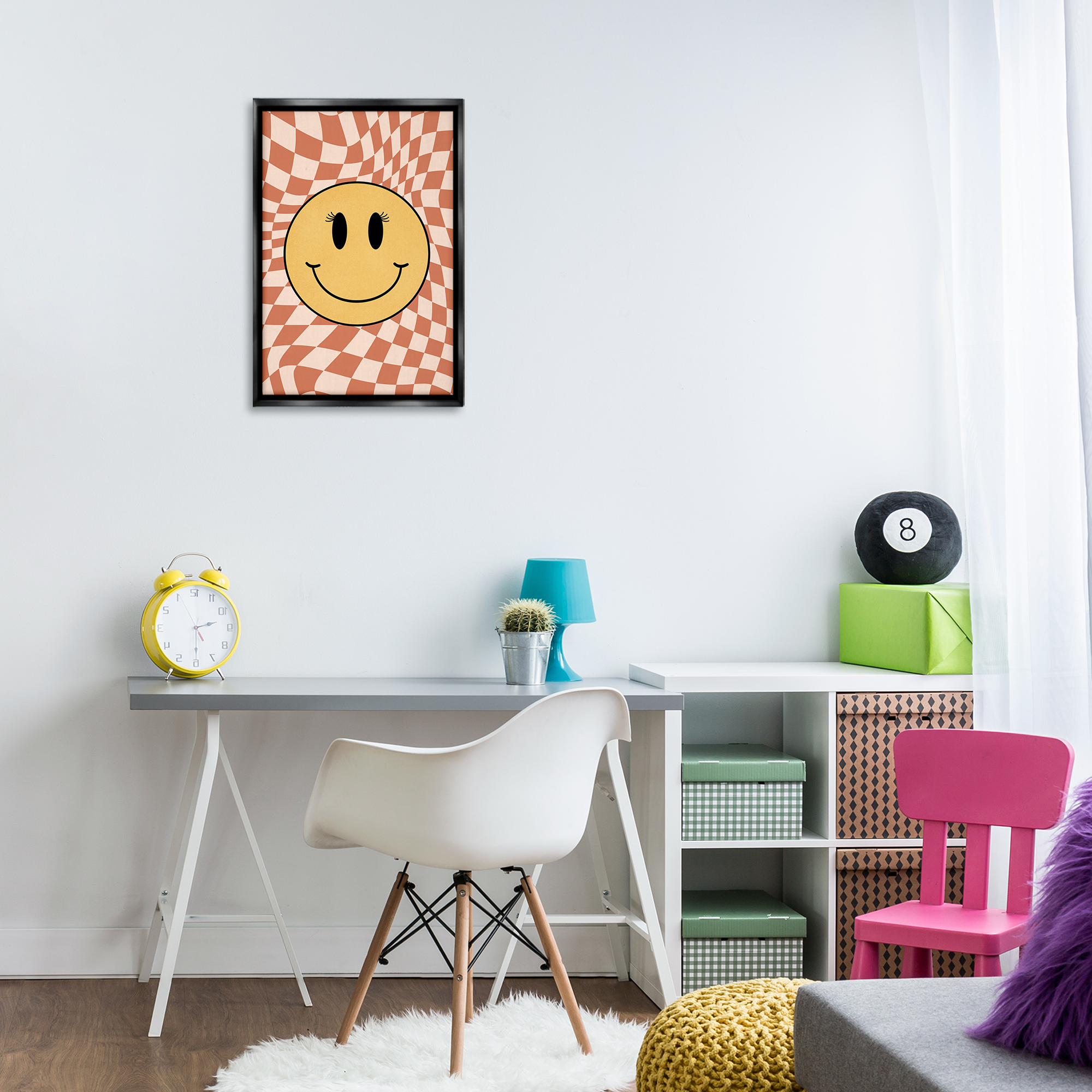 Stupell Industries Wavy Checkered Smiley Novelty Painting Black Floater Framed Art Print Wall Art, 17 x 25