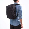 thumbnail image 3 of Mochila Shimoda Urban Explore 20 negra para equipo de cámara, 3 of 9