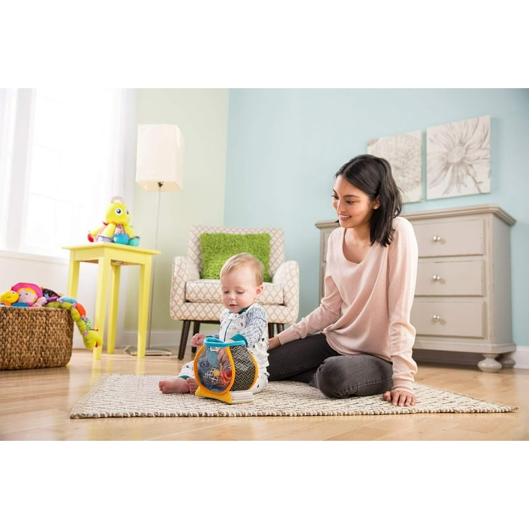 LAMAZE - My First Fishbowl Toy, Capture Baby's Curiosity with Sea Creatures  to Rattle, Squeak and Collect with Colorful Patterns, Interesting Textures  and Unique Sounds, 6 Months and Older 