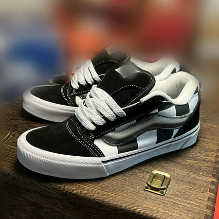 

Putian Chunyuan Classics Knu Skool fat big Logo bread shoes potato shoes canvas shoes Sports Board