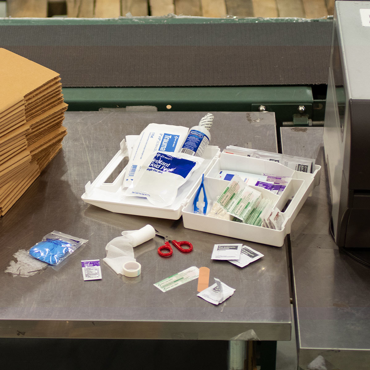 First Aid Only 25 Person ANSI & OSHA First Aid Kit photo 8