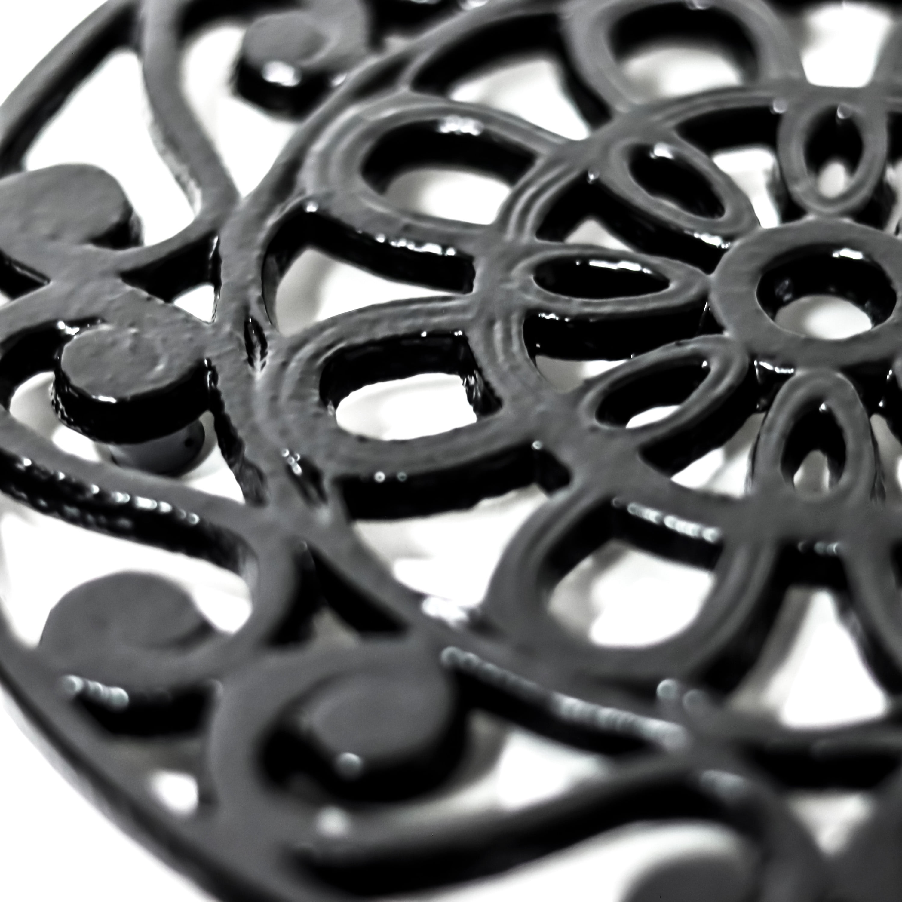 Decorative Cast Iron Metal Trivets (Set of 3, Black/Blue/Silver)