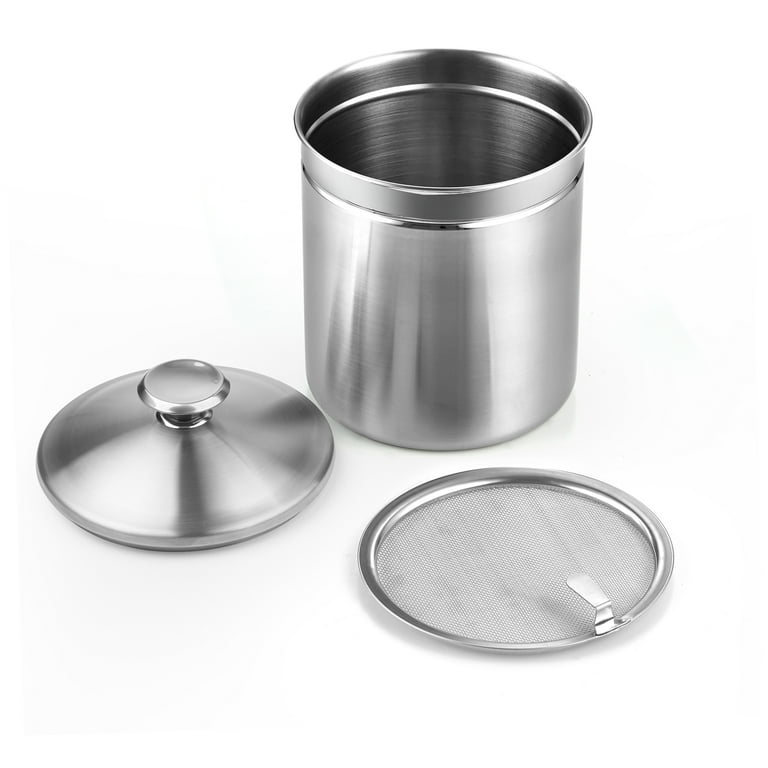 Cook N Home 02651 Stainless Steel Oil Grease Storage Can with Strainer, 3.5 Quarts, Silver