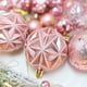 thumbnail image 4 of 40 piezas de bolas de Navidad con forma de copo de nieve rojo, dorado y rosa, para colgar en el árbol de Navidad, adornos para fiestas de bodas y Navidad, 4 of 5