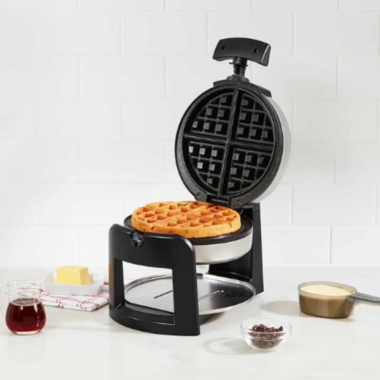 Round Flip Belgian Waffle Maker, Black/Silver, 1 inch thick