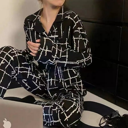 

CoCopeaunt Women Pyjamas Sets Winter And Autumn Stripe Love Printing Pyjamas Women Clothing Pajamas Long Sleeve Pijamas Sleepwear