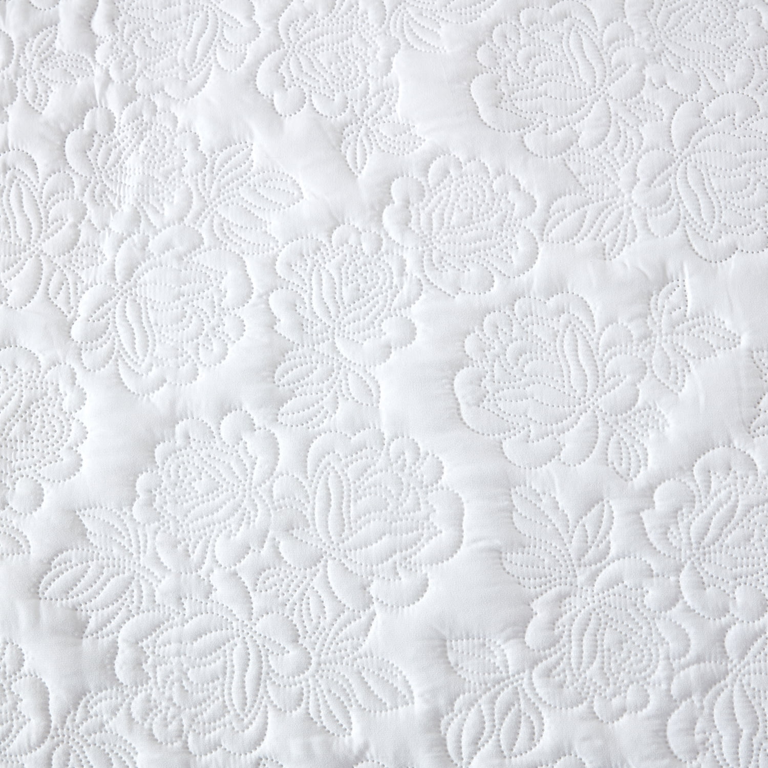 Simply Shabby Chic White Rose 3-Piece Quilt Set, Full/Queen