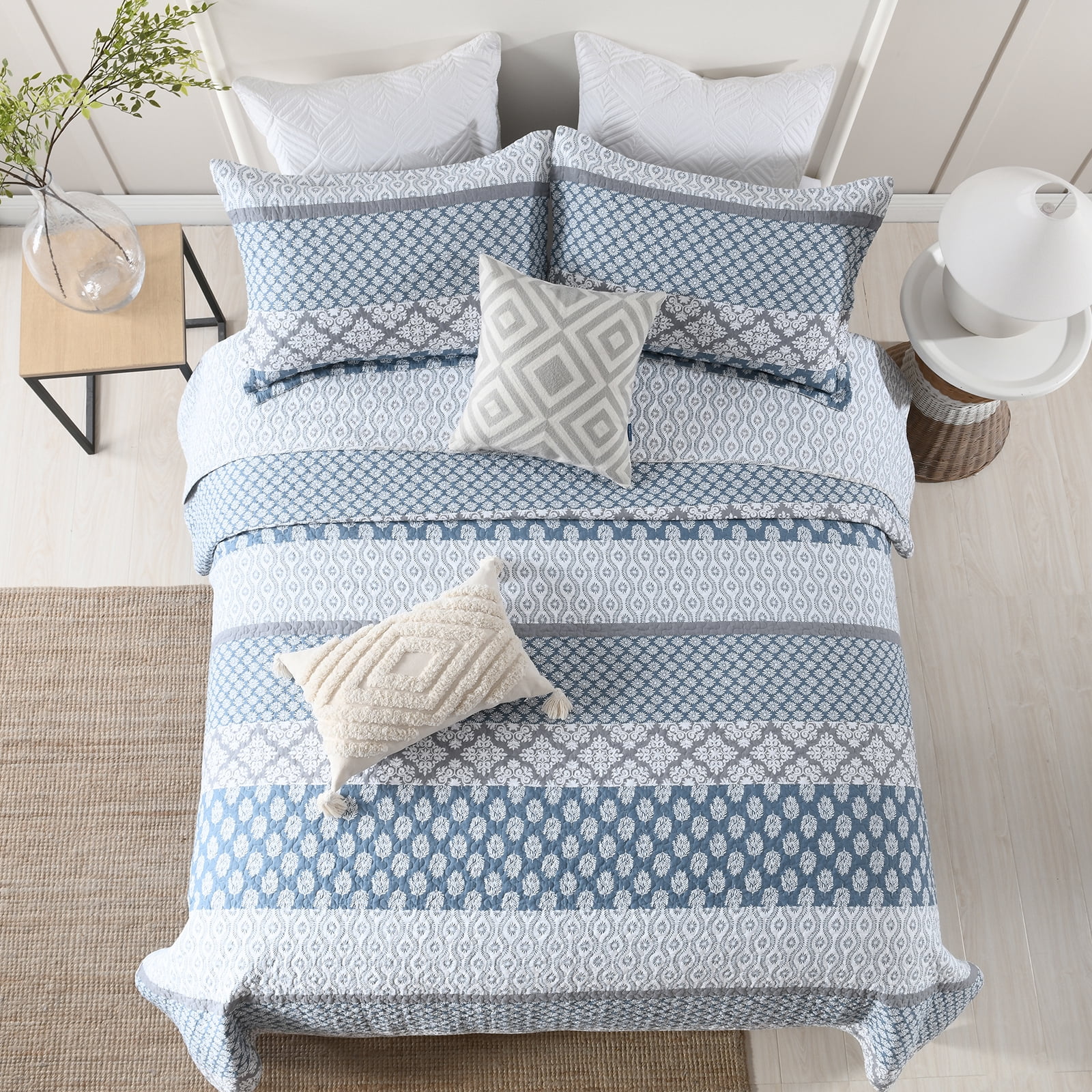 CozyDH 100% Cotton Printed Striped Floral King Quilt Set 3-Pieces, Farmhouse Reversible Lightweight Bedspread with 2 Shams, Blue