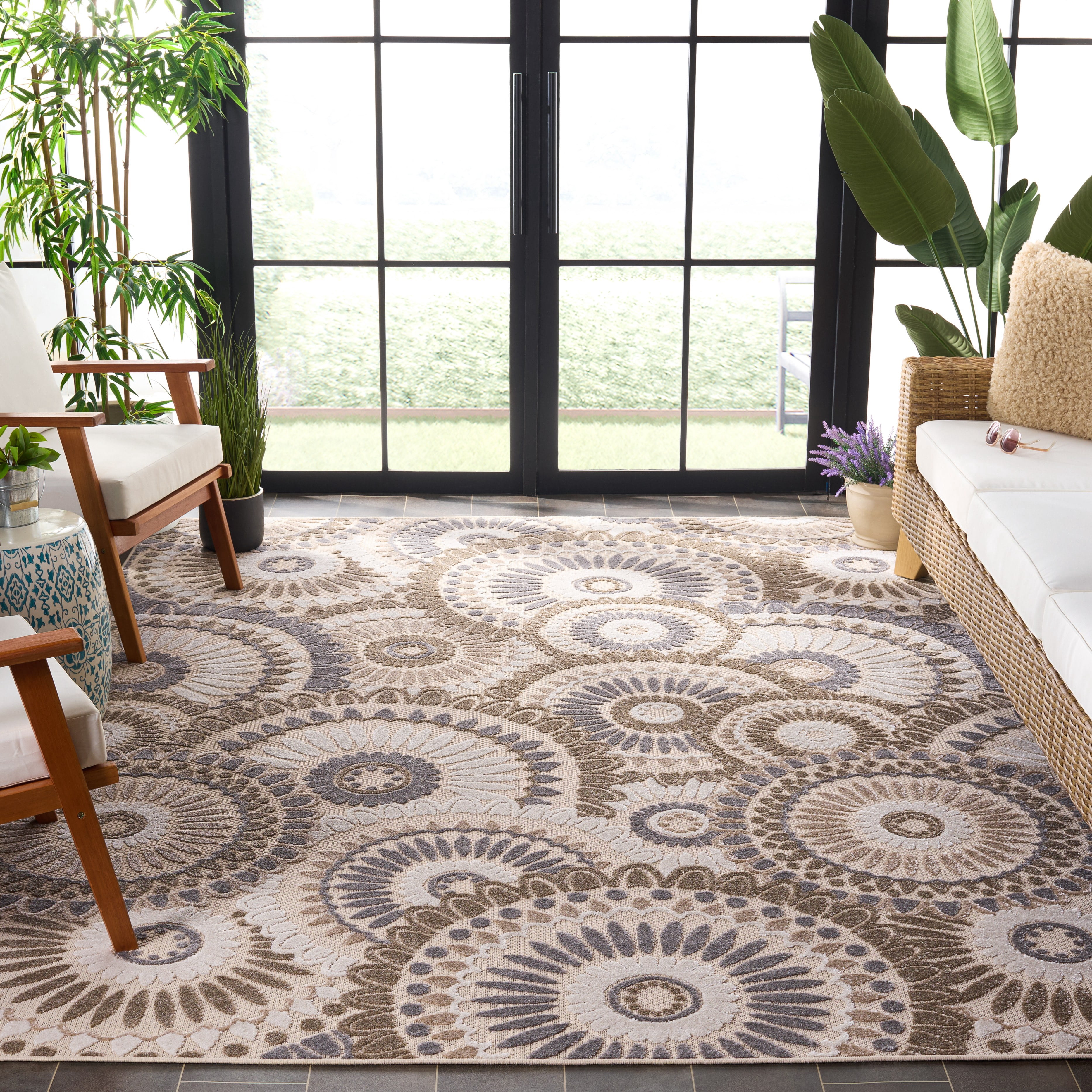 SAFAVIEH Cabana Brynn Floral Indoor/Outdoor Area Rug, Grey/Ivory, 8' x 10'