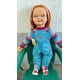 thumbnail image 5 of Muñeco chucky ojitos dormilones, cuerpo de felpa de 80 cm con huella y agujetas reales, 5 of 5