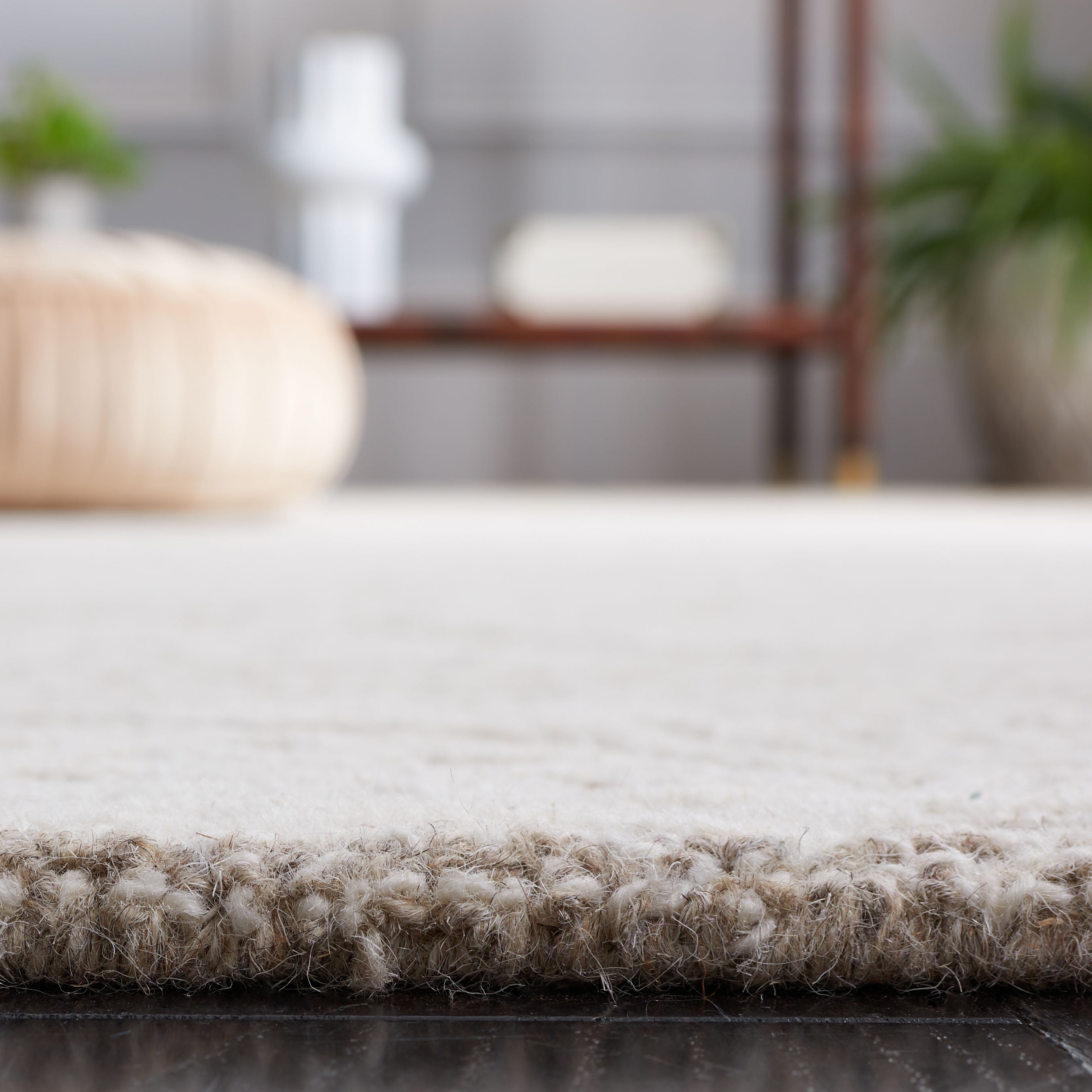 SAFAVIEH Metro Aditi Medallion Runner Rug, Natural/Ivory, 2'3" x 10'