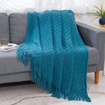 thumbnail image 4 of Manta para sofá, manta de punto suave y acogedora con pompón, manta decorativa ligera para sofá, silla, cama, viajes y sala de estar, para todas las estaciones, adecuada para mujeres, hombres y niños (51 x 67, verde azulado) brillar Electrónica, 4 of 5