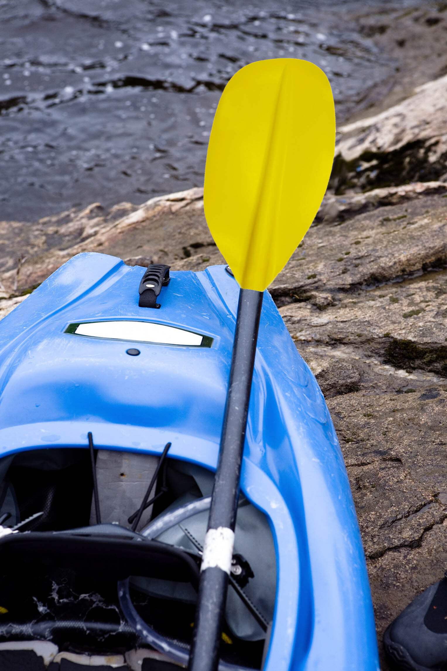 Hardcore Water Sports 175 Cm. Kayak Paddle Curved Blade 2-pc with Aluminum Shaft (Yellow)