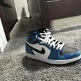 thumbnail image 5 of Size 9 - Jo r-dan 1 Retro OG High Heritage, 5 of 5