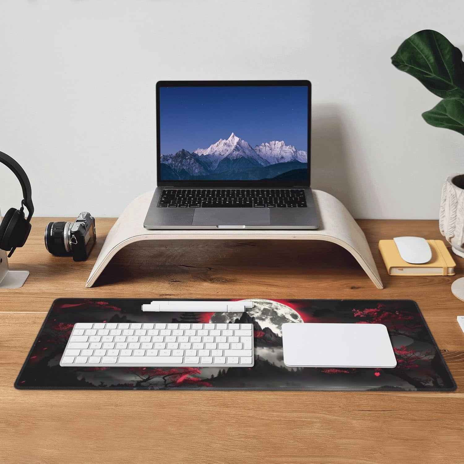 Mouse Pad, Large Japanese Desk Mat, XL Anime Gaming Keyboard Mat, Non-Slip Rubber Base, Big Extended Desk Protector for Home Office, 31.5”x11.8”
