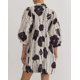 thumbnail image 4 of Minivestido EZAPINE para mujer con estampado floral, cuello en V, mangas 3/4 abullonadas en una línea, volantes y fluidos, vestidos de sol de verano, blancos, 4 of 6