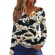 thumbnail image 1 of Blusa informal con cuello en V, botones y manga larga con estampado de murciélago de Halloween para mujer, 1 of 5