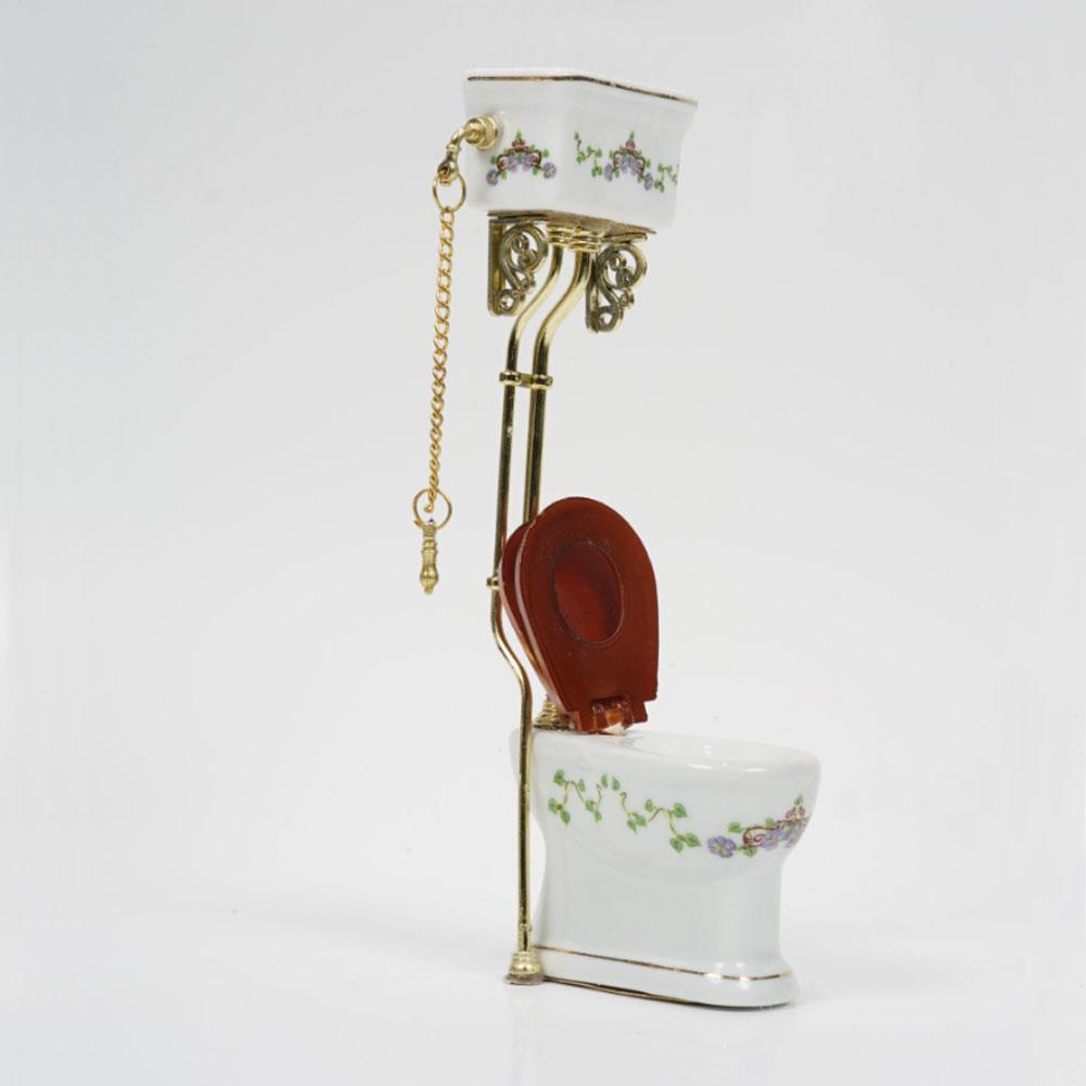 Doll House 1pc Victoria Toilet Dollhouse Miniatures 1:12 Accessories Mini Model Bathroom Supplies Miniature Dollhouse Toy House