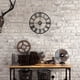 thumbnail image 5 of Reloj de pared con números romanos, silencioso, funciona con pilas, redondo, grande, de metal, para decoración del hogar, loft, sala de estar, granja, 5 of 5