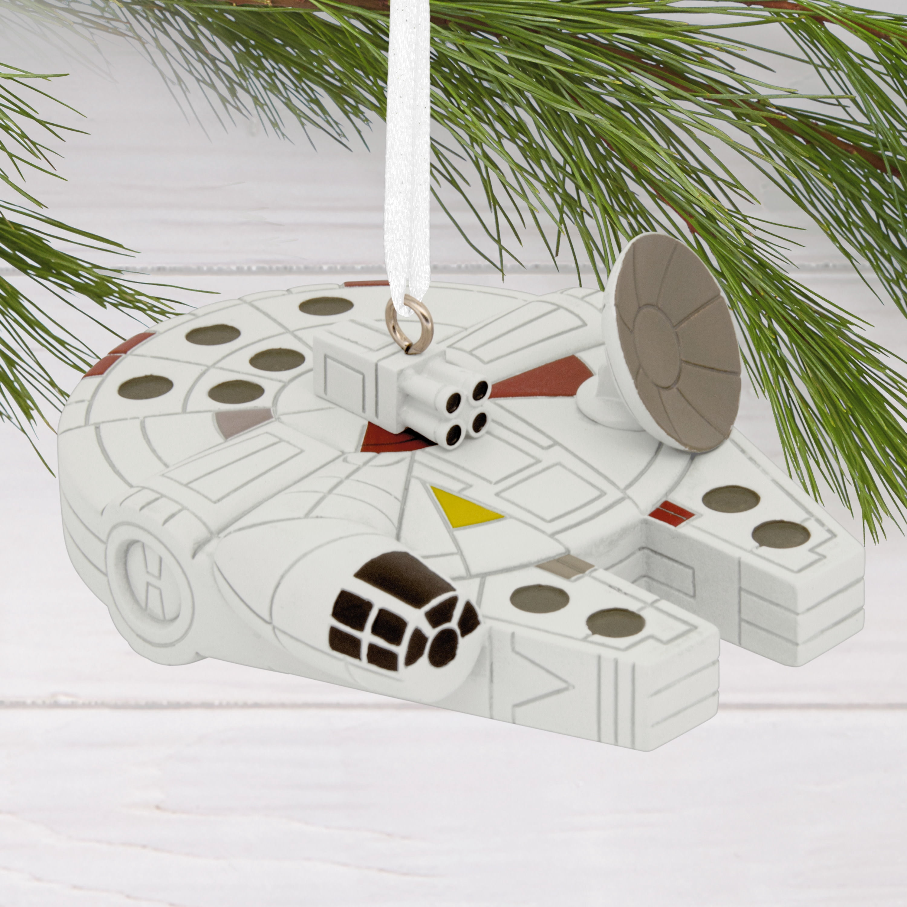 Hallmark Christmas Ornament (Star Wars Millennium Falcon), 1 Count