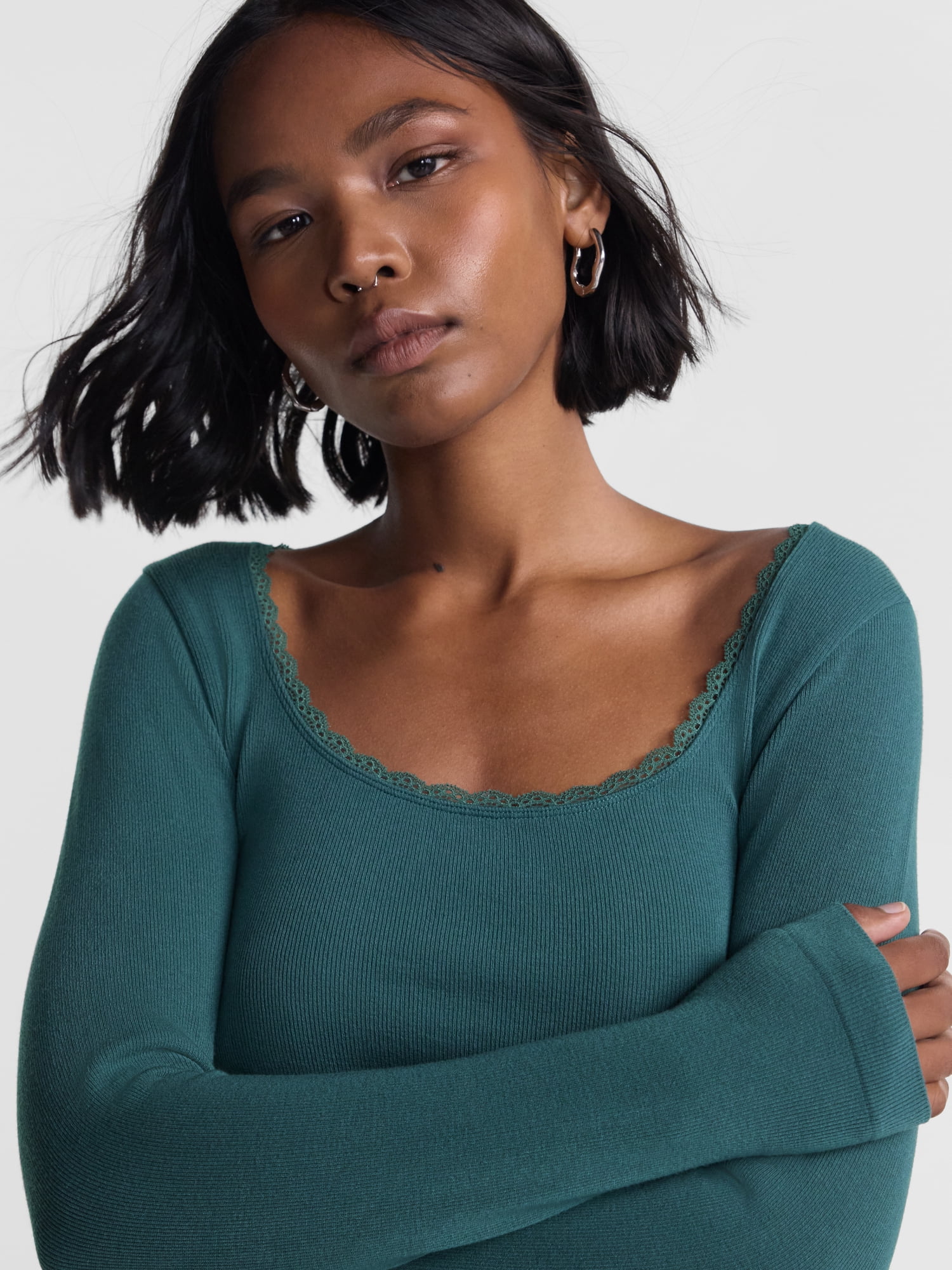 No Boundaries Long Sleeve Seamless Tee with Lace Trim, Women's XXS-XXL