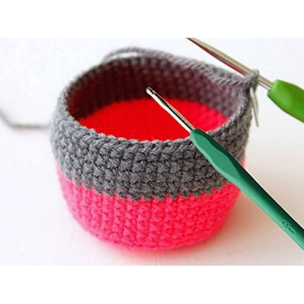 5.0mm and 5.5mm Crochet Hook，2pack Size Crochet Hook Aluminum Soft Grip  Rubber Handle Needles,Ergonomic Handle Crochet Hooks Set, Crochet Needle  for