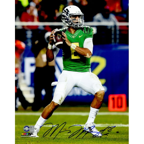 Marcus Mariota Autographed 16x20 Photo Oregon Ducks MM Holo 89225
