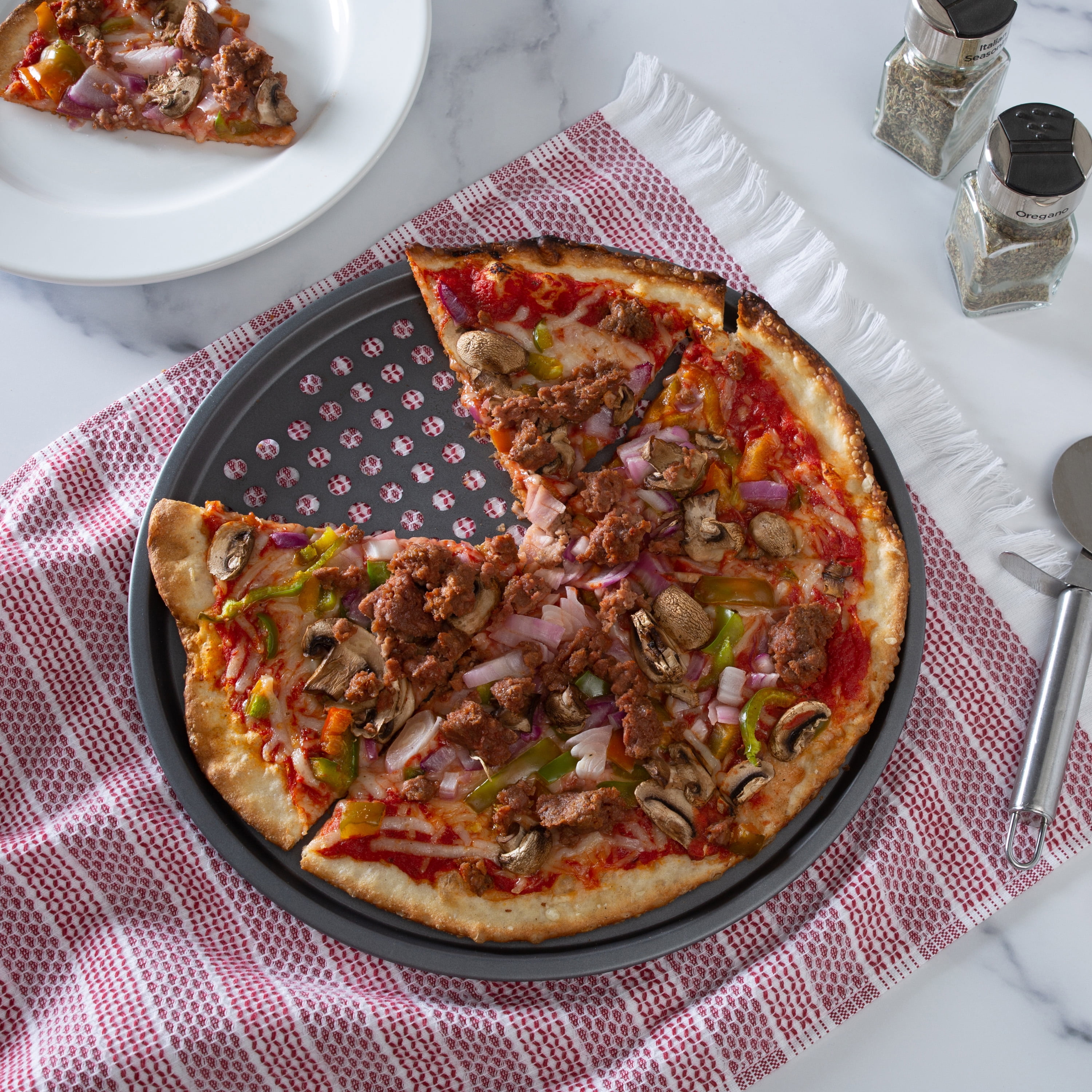 Kitchen Details 13 inch Pizza Crisper Pan, Baking Tray Pizza Pan