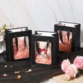 thumbnail image 4 of Bolsa de regalo Harloon Kraft Paper con ventana, 20 x 15 x 10 cm, 48 unidades, color negro, 4 of 7