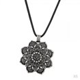 thumbnail image 1 of de Collar con Colgante de Mandala Vintage de 5 Piezas con Cadena de material cuero PU, 1 of 8