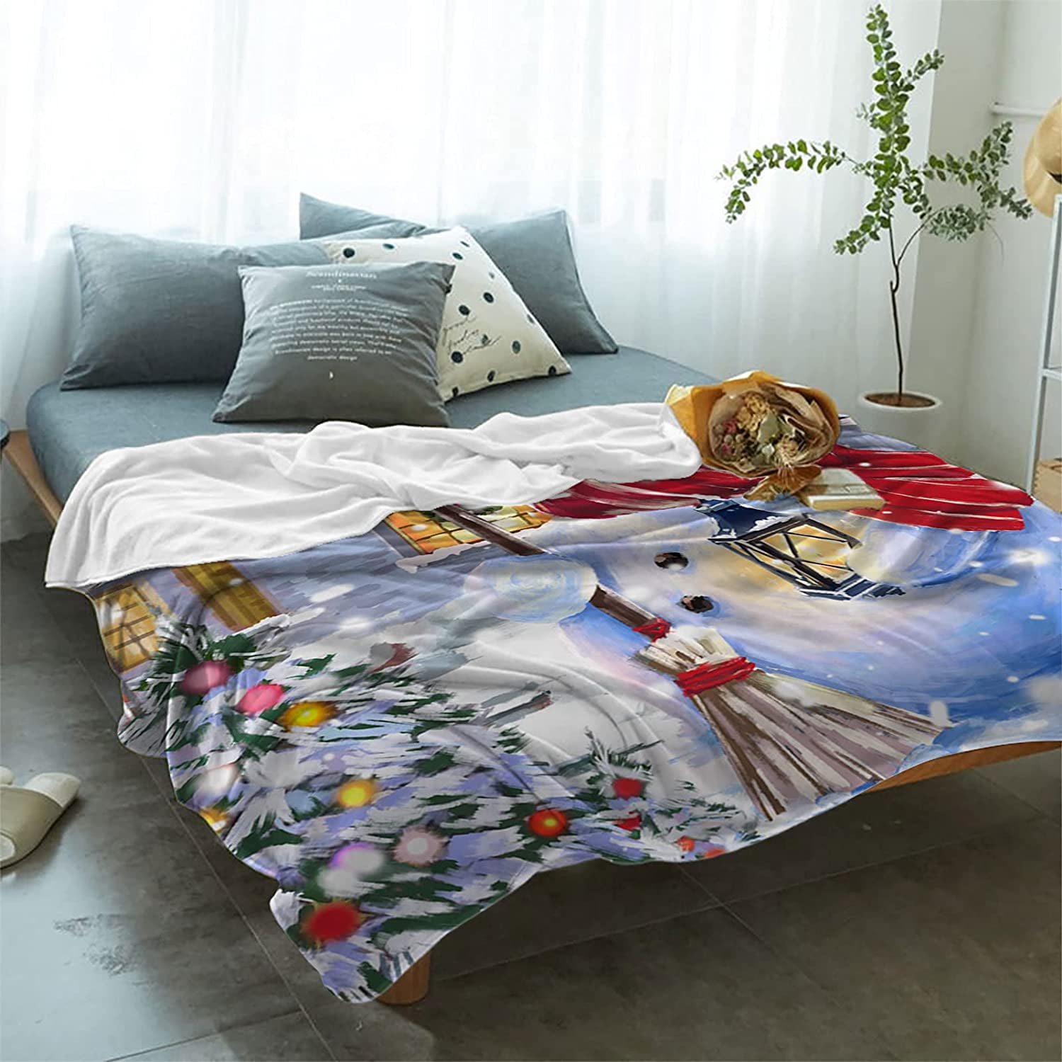 Ultra Soft Flannel Fleece Bed Blanket Happy Snowman and Cardinalis Winter Holiday Merry Christmas Throw Blanket All Season Warm Fuzzy Light Weight Cozy Plush Blankets for Living Room 40 x 50 inches