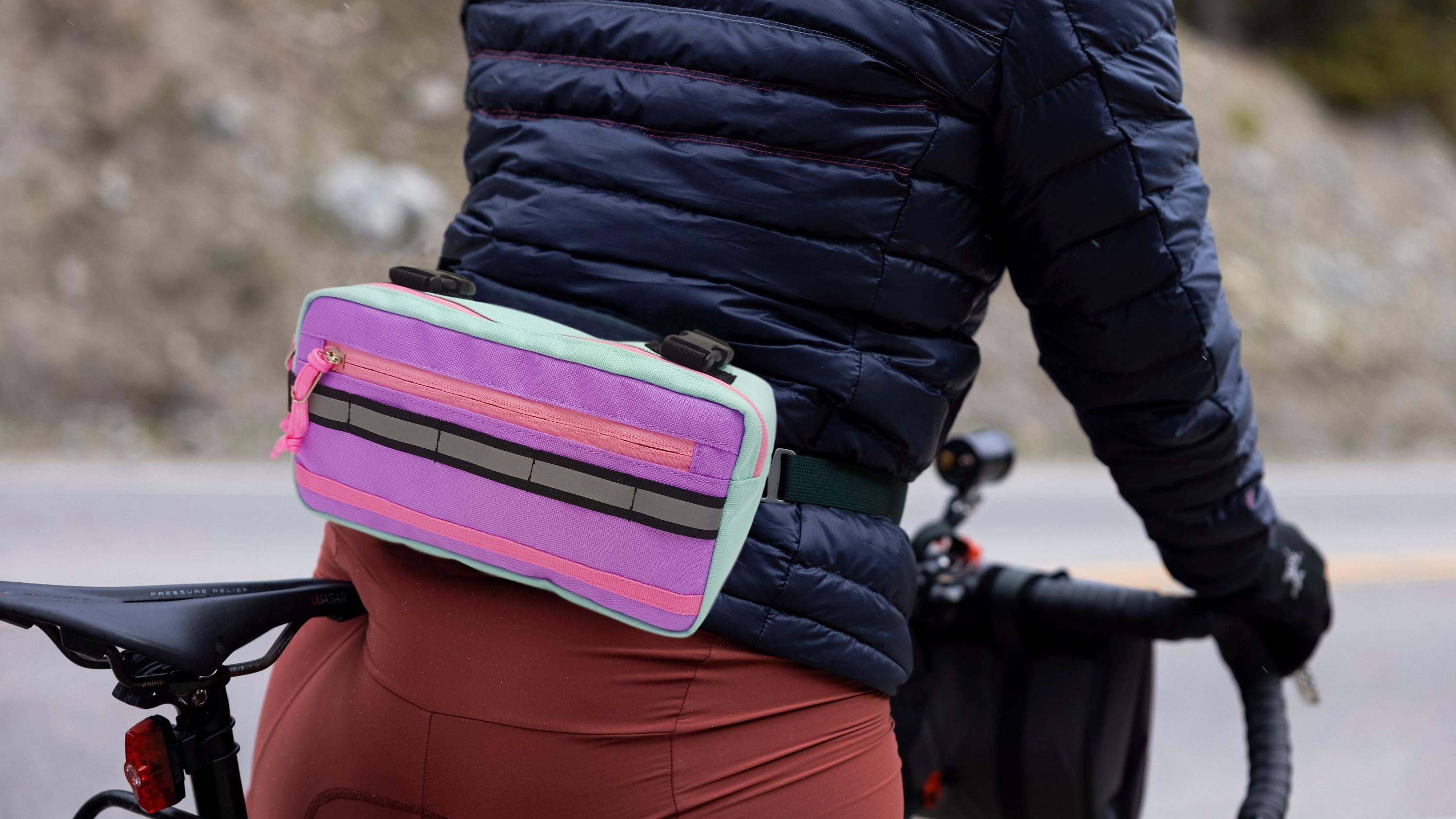 Estuche para lápices Pen+Gear, púrpura y verde, bolsa con cierre multiusos, para primaria, secundaria, preparatoria, universidad y profesionales 6