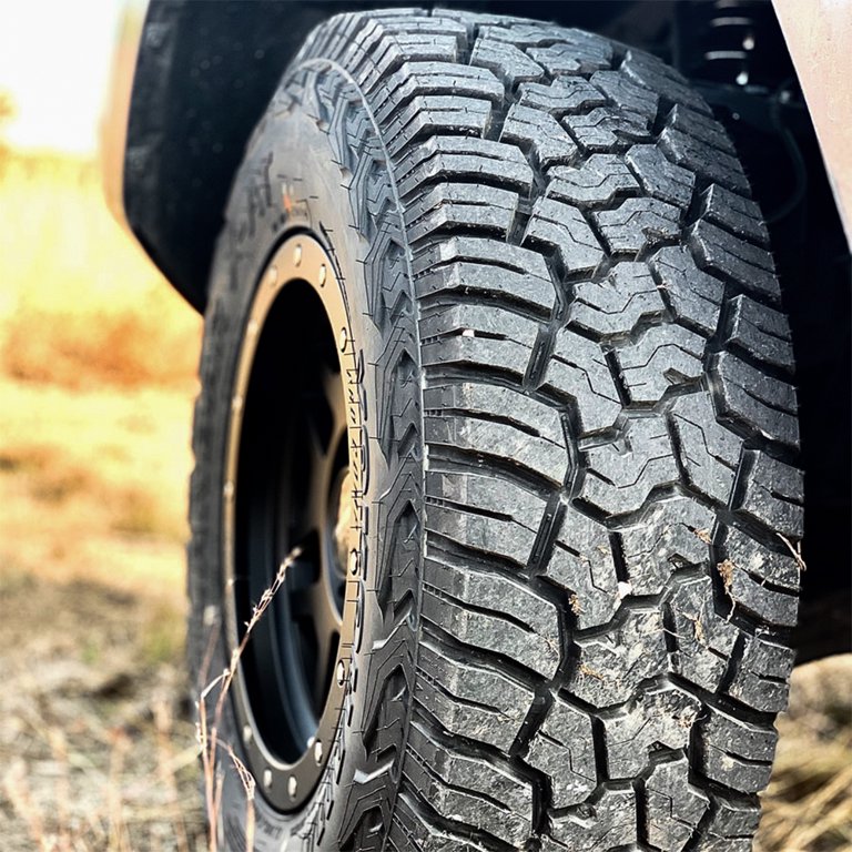 ジオランダー M/T 285/70R17 ⭐︎高年式⭐︎