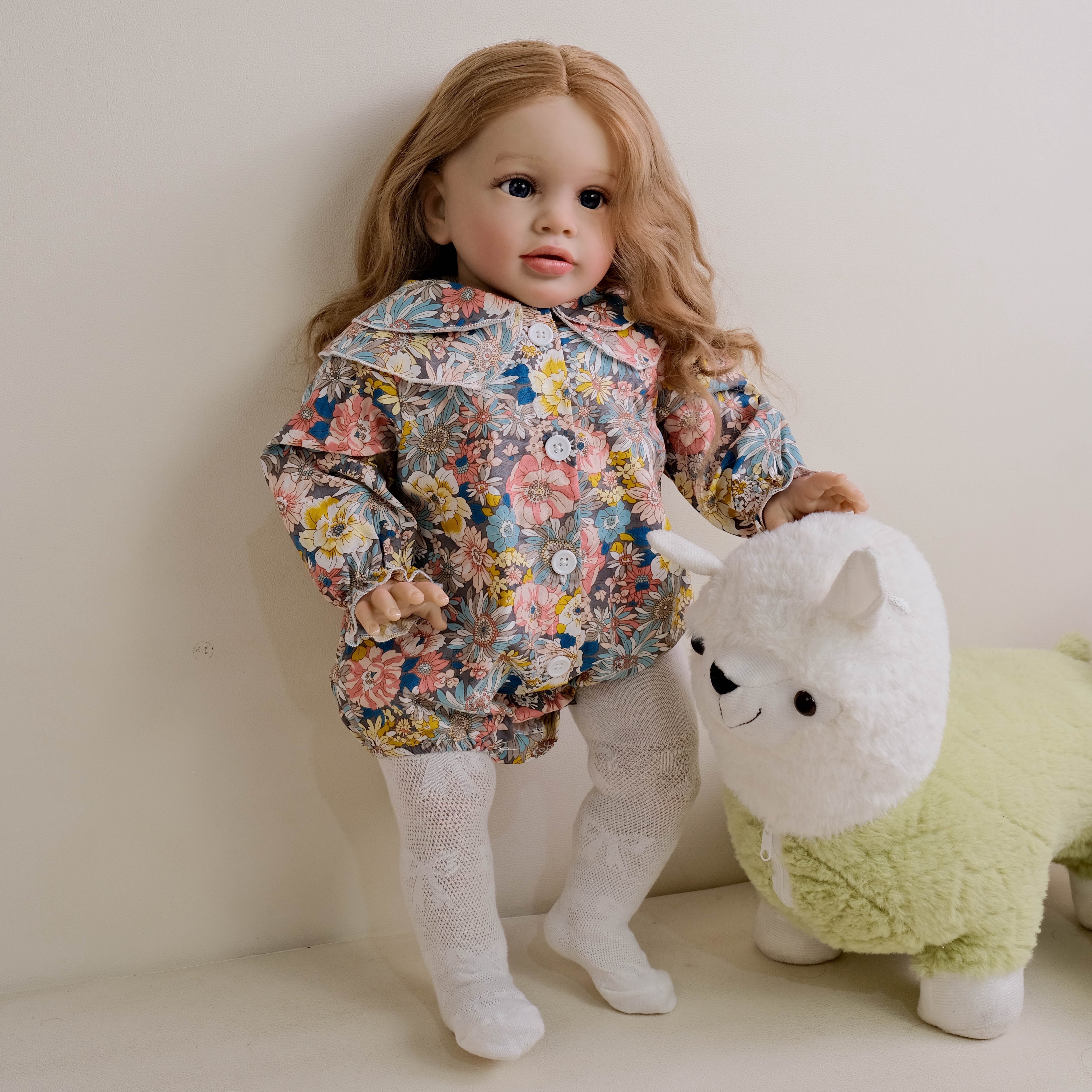 iCradle Lovely Toddler Dolls Girl 26 inch 68CM Real Looking Reborn Baby Doll Soft Vinyl Newborn Baby Doll Cloth Body Hand Rooted Hair Babies Gifts for Kids Age 3+