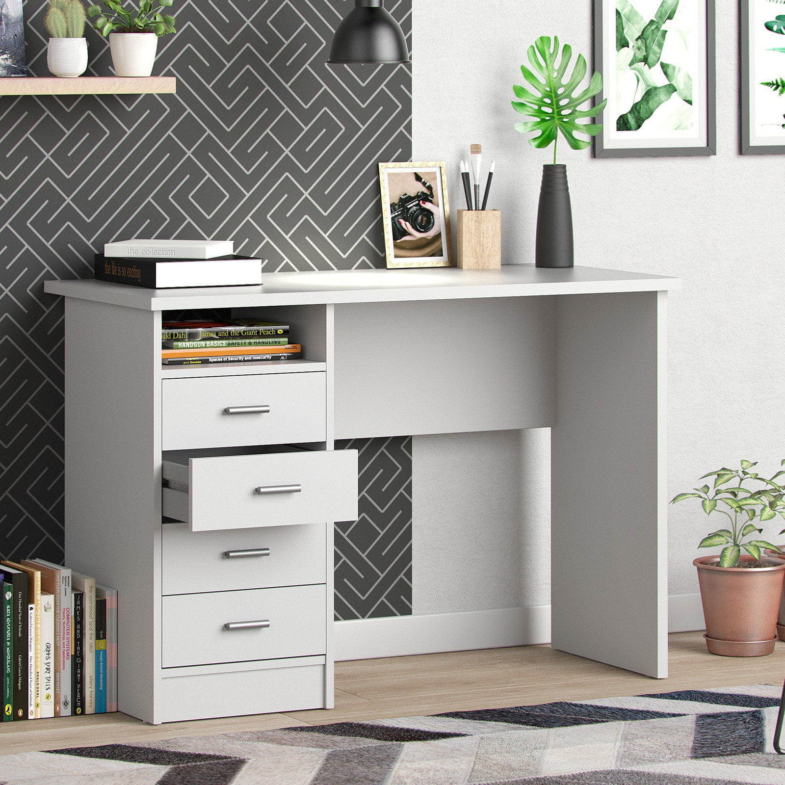 Tvilum desk with 4 drawers discount