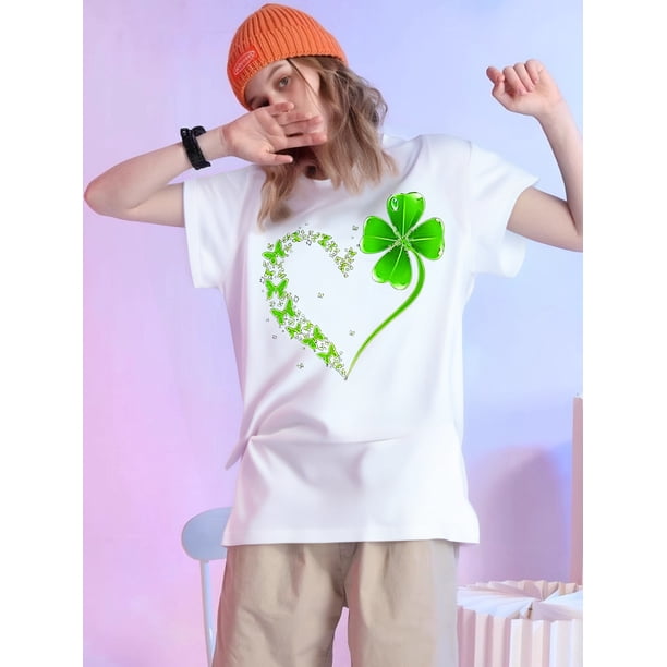 Camiseta De Verano Con Cuello Redondo Para Mujer, Camisetas De Verano Para Ir De Compras En La PlayaWomen's St. Patrick's Day Festive Black T-Shirt with Green Shamrock Heart Design - Casual Crew Nec